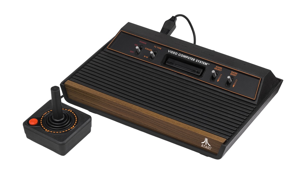 Photo of Atari 2600 (Credit: Evan Amos).