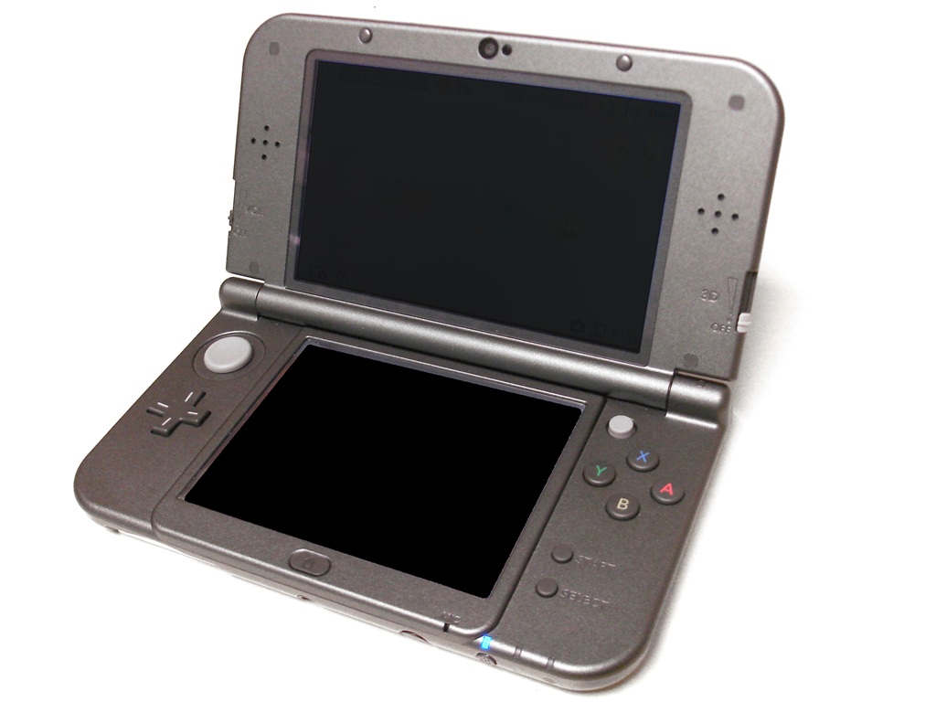 Photo of New Nintendo 3DS XL (Credit: Ejay).