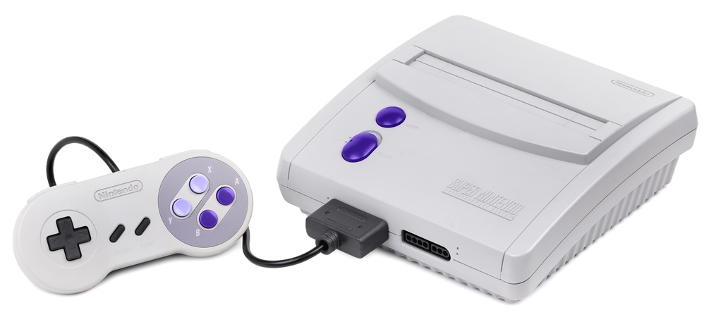 Photo of Nintendo New-Style Super NES (SNES) (Credit: Evan Amos).
