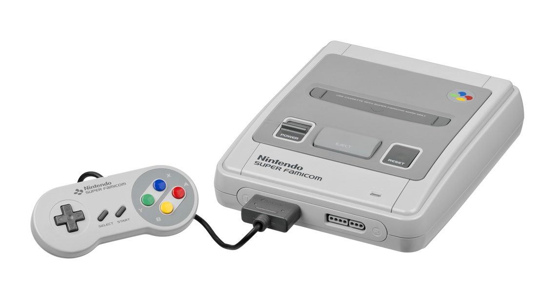 Photo of Nintendo Super Famicom (SFC) (Credit: Evan Amos).